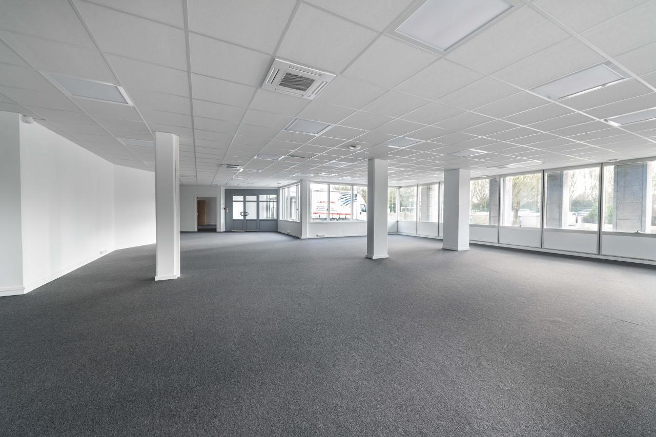 Bureau Villepinte 2867m² Vente bureau Villepinte Seine-Saint-Denis OVBUR2530316 0